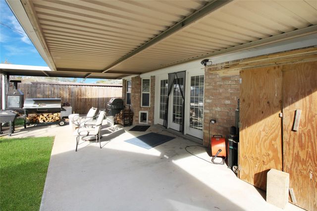 3602 Blue Wing Drive, Dickinson, TX 77539