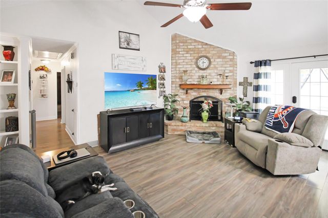 3602 Blue Wing Drive, Dickinson, TX 77539