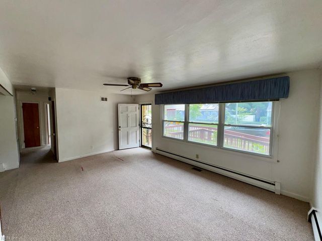 8441 Portal RD, Norfolk, VA 23503