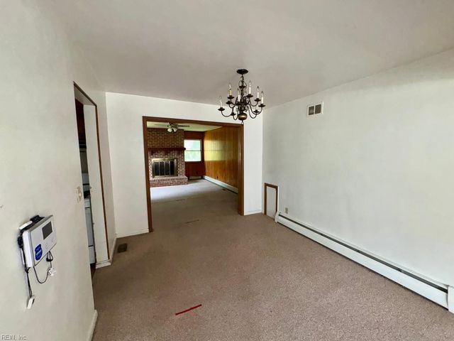 8441 Portal RD, Norfolk, VA 23503