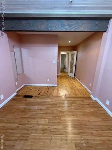 609 Elkinford Drive, White Lake, MI 48383