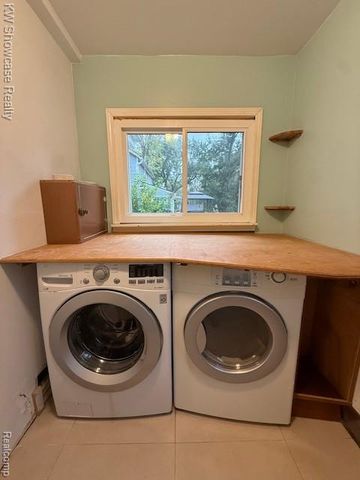 609 Elkinford Drive, White Lake, MI 48383