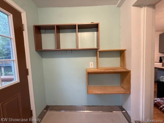 609 Elkinford Drive, White Lake, MI 48383