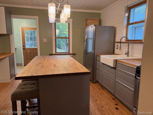 609 Elkinford Drive, White Lake, MI 48383