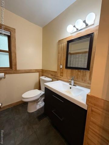 609 Elkinford Drive, White Lake, MI 48383