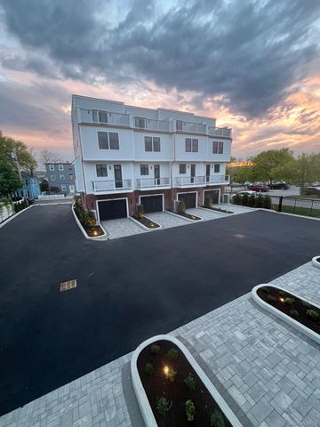 34 Andrews Lane, Sleepy Hollow, NY 10591