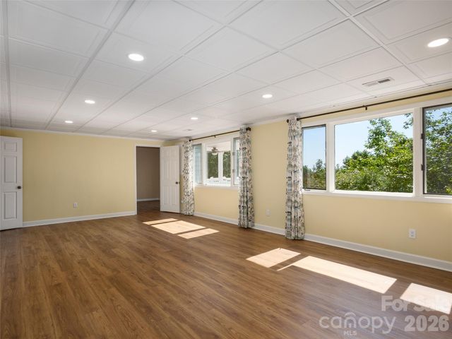 288 Roberts Drive, Laurel Park, NC 28739