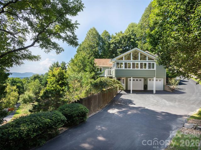 288 Roberts Drive, Laurel Park, NC 28739