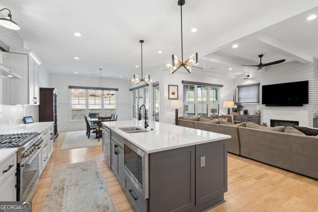 99 Candler Road SE, Atlanta, GA 30317