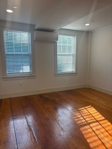 23 Summer Street 7, Salem, MA 01970