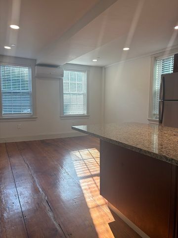 23 Summer Street 7, Salem, MA 01970