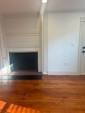 23 Summer Street 7, Salem, MA 01970