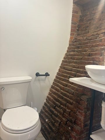 23 Summer Street 7, Salem, MA 01970