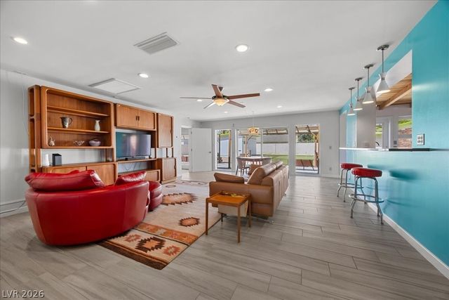 4016 Vegas Drive, Las Vegas, NV 89108