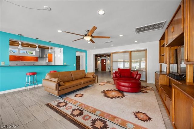 4016 Vegas Drive, Las Vegas, NV 89108
