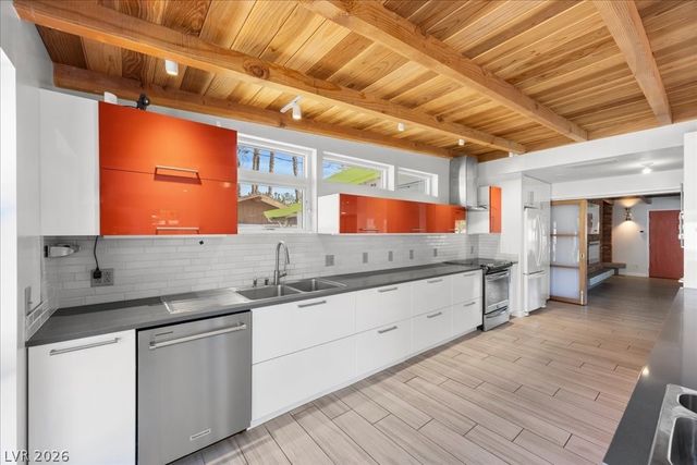 4016 Vegas Drive, Las Vegas, NV 89108