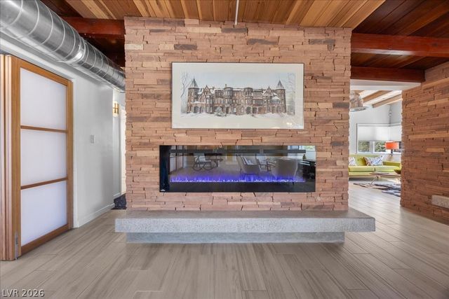 4016 Vegas Drive, Las Vegas, NV 89108