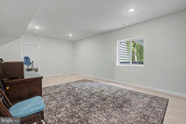 27 BUTTERCUP CIR, Elkton, MD 21921