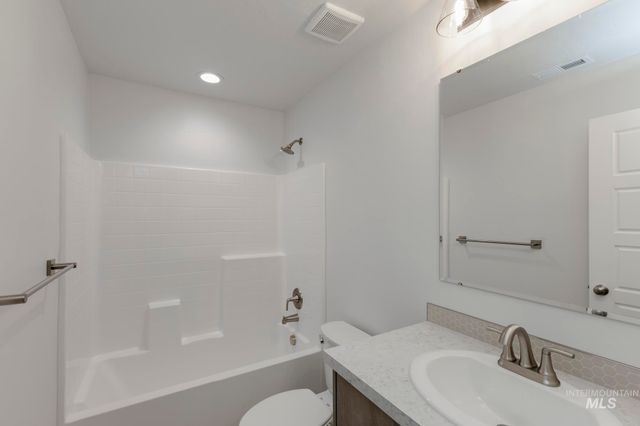 16725 Sentinel Ave, Caldwell, ID 83607