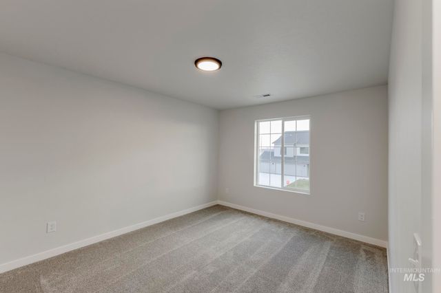 16725 Sentinel Ave, Caldwell, ID 83607