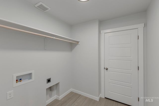 16725 Sentinel Ave, Caldwell, ID 83607