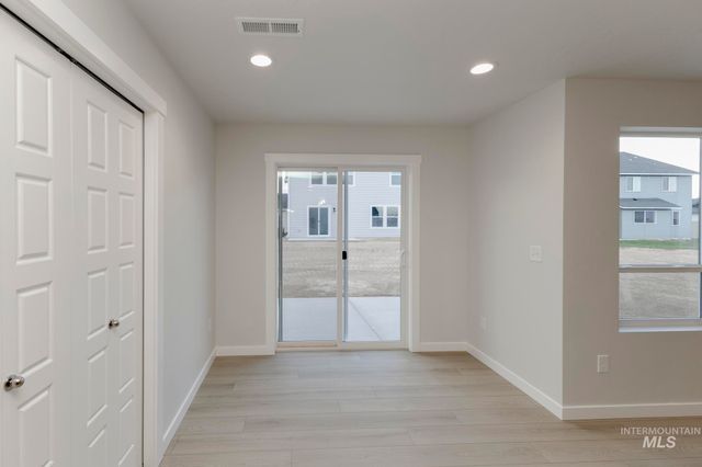 16725 Sentinel Ave, Caldwell, ID 83607