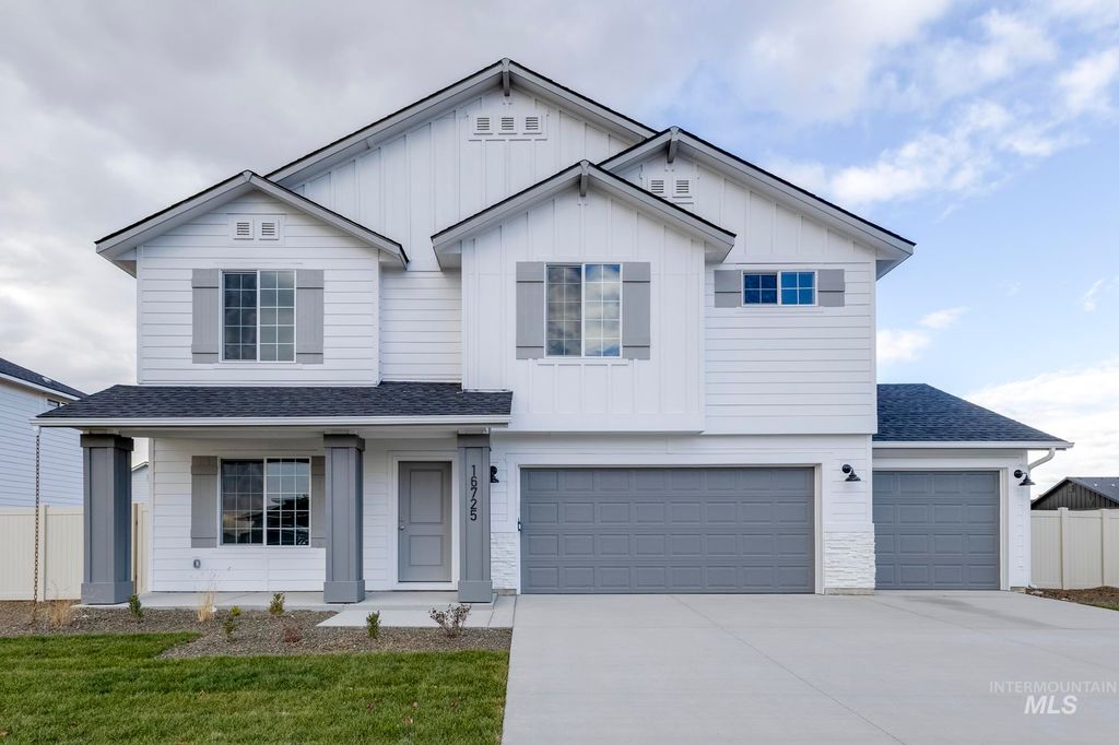 16725 Sentinel Ave, Caldwell, ID 83607