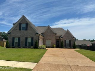 1914 Ava Drive, Nesbit, MS 38651