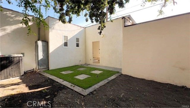 4380 W 28th Street, Los Angeles, CA 90018