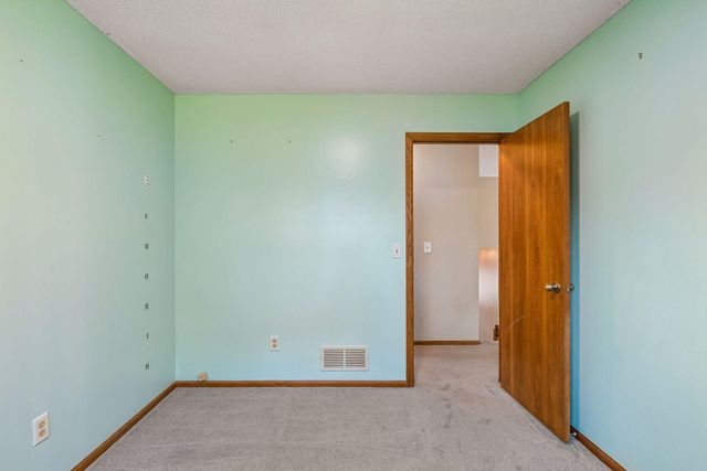 12158 Tulip Street NW, Coon Rapids, MN 55433