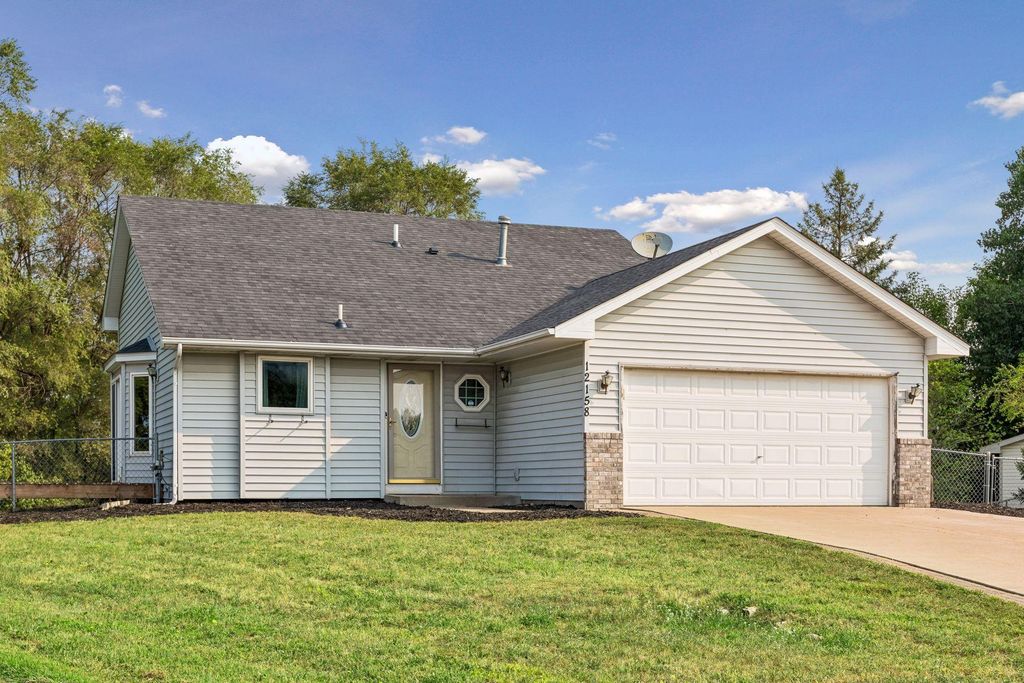 12158 Tulip Street NW, Coon Rapids, MN 55433