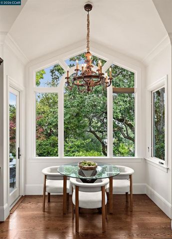 1122 Via Media, Lafayette, CA 94549