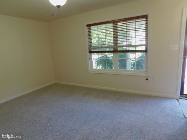 338 FOURTH ST, Fredericksburg, VA 22408