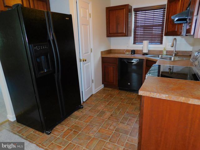 338 FOURTH ST, Fredericksburg, VA 22408