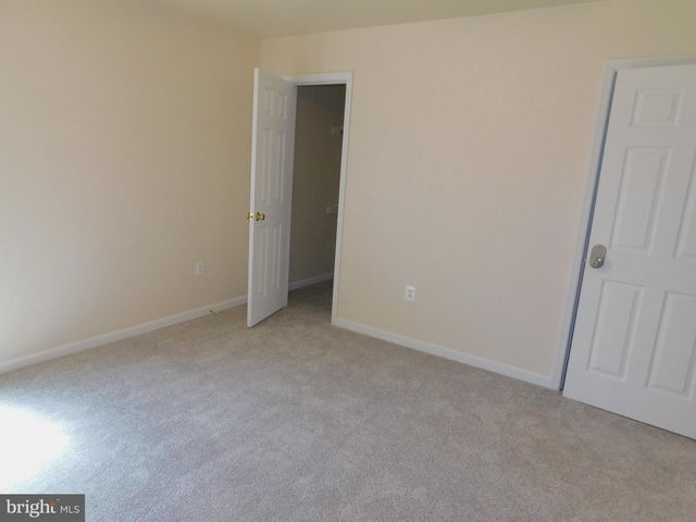 338 FOURTH ST, Fredericksburg, VA 22408