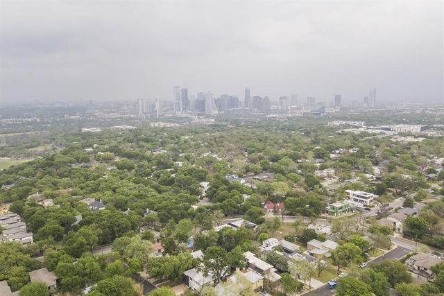 2003 Melridge PL, Austin, TX 78704