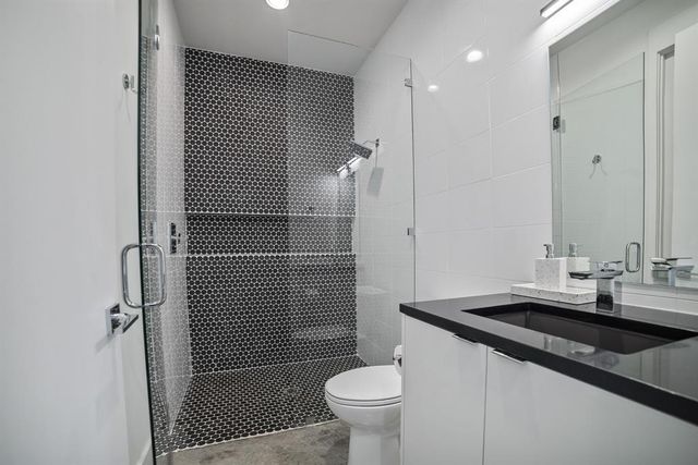 2003 Melridge PL, Austin, TX 78704