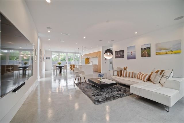 2003 Melridge PL, Austin, TX 78704