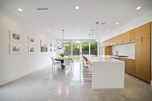 2003 Melridge PL, Austin, TX 78704