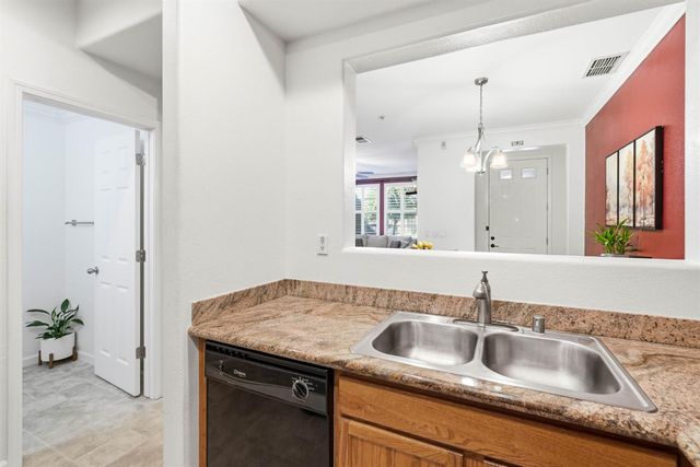8398 Crystal Walk Cir, Elk Grove, CA 95758