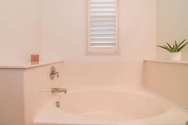 8398 Crystal Walk Cir, Elk Grove, CA 95758
