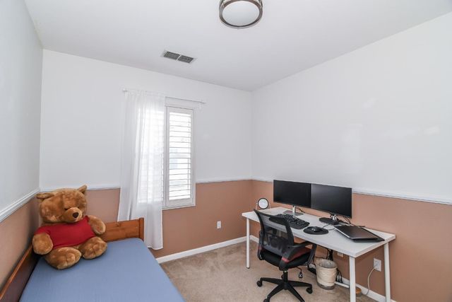 8398 Crystal Walk Cir, Elk Grove, CA 95758