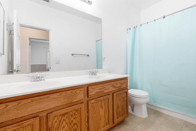 8398 Crystal Walk Cir, Elk Grove, CA 95758
