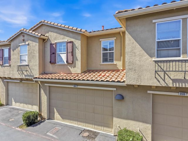 8398 Crystal Walk Cir, Elk Grove, CA 95758