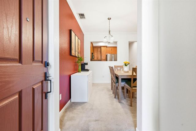 8398 Crystal Walk Cir, Elk Grove, CA 95758