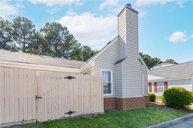 3010 Trappers RN, Chesapeake, VA 23321
