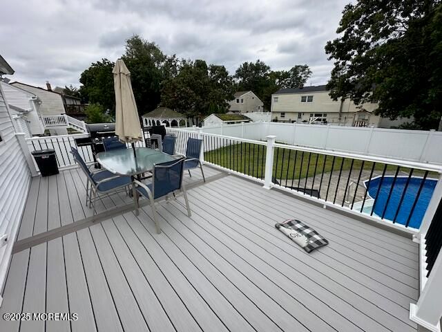 18 Branch Road, Oakhurst, NJ 07755
