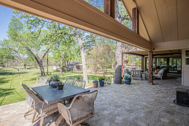 616 Frontier Court, Colleyville, TX 76034