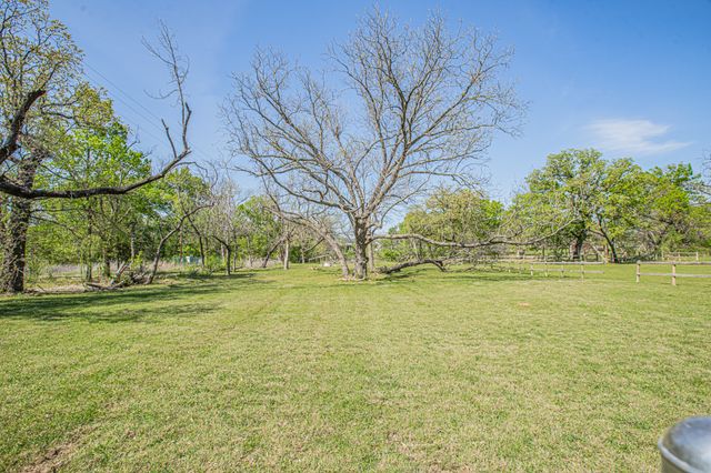 616 Frontier Court, Colleyville, TX 76034