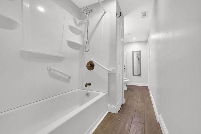 1760 Shire Village Drive, Sugar Hill, GA 30518